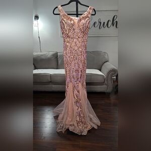 Blush & Rose Gold Sequin Mermaid Formal Dress Size Small NWOT